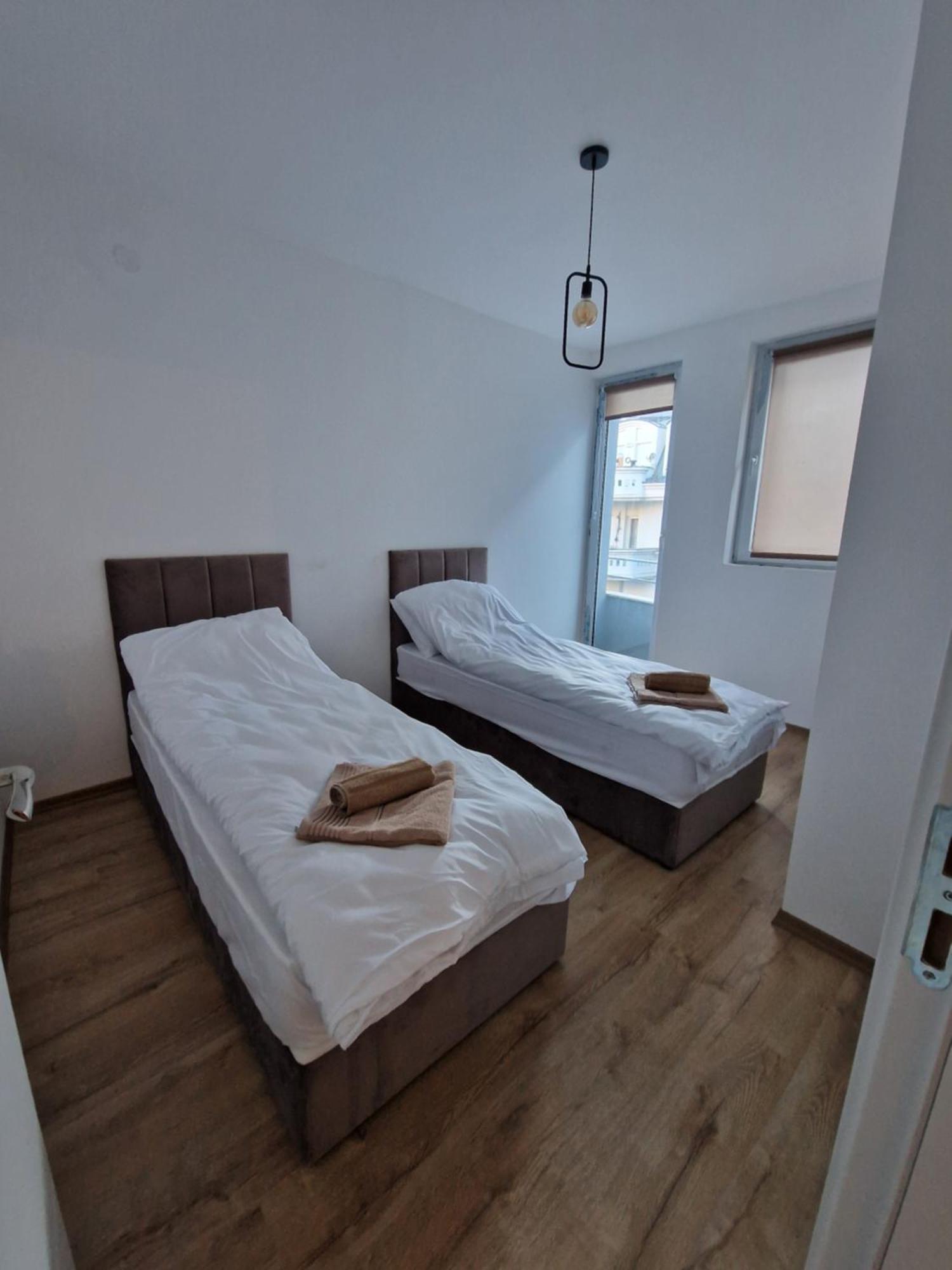 Kid Luxury Apartment *